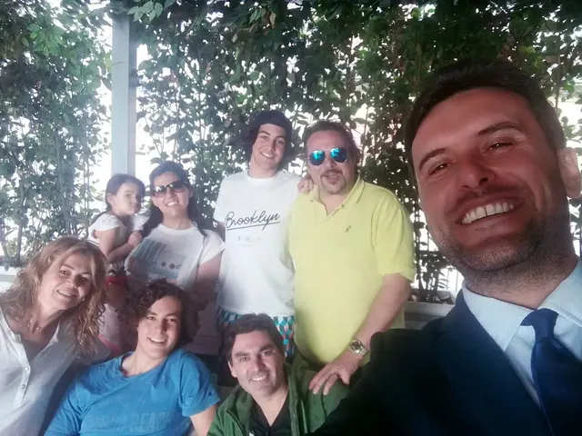 Group with the guide on Capri