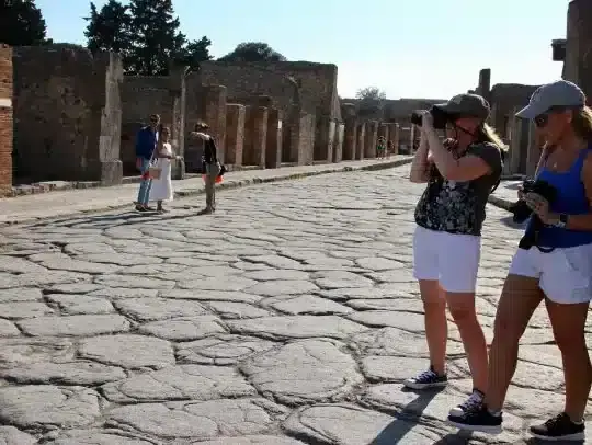 Tour Pompei e Vesuvio con pranzo e ingressi inclusi